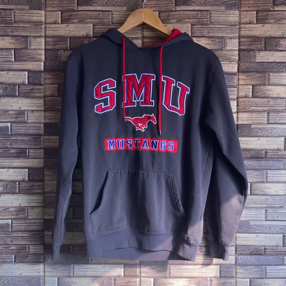 EUC Small COLOSSEUM SMU MUSTANGS MENS CHARCOAL ZION LONG SLEEVE HOODIE